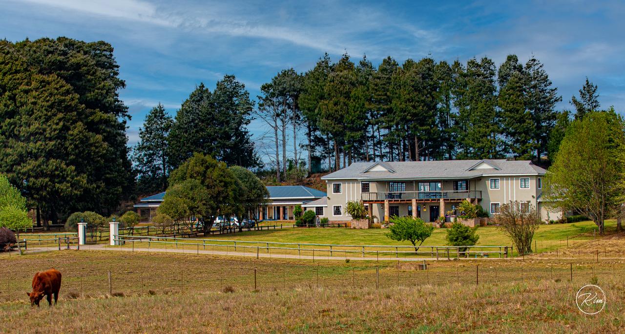 Lidgett's Grant Lodge and farm grounds at Netherwood Farm